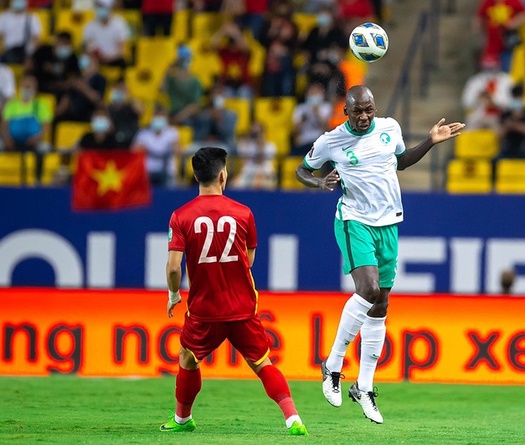 Thấy gì từ hai trận Saudi Arabia và Australia, Tiến Linh chỉ tung một cú sút?