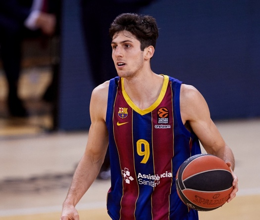Nam thần từ Barcelona chuyển sang Minnesota Timberwolves là ai?