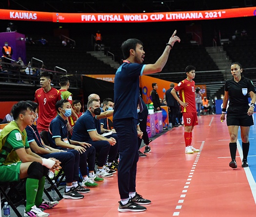 HLV Phạm Minh Giang: Tôi tự hào về các cầu thủ Việt Nam