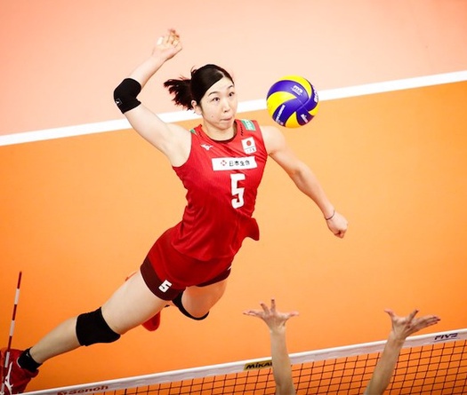 Đội trưởng bóng chuyền tuyển quốc gia Nhật Bản giải nghệ vì con