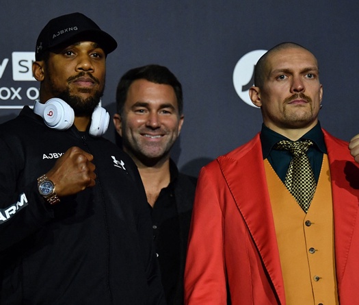 Oleksandr Usyk "hóa Joker" đối đầu Anthony Joshua tại họp báo trước trận