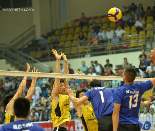 Nhiều đội bóng chuyền nam gặp khó khi đội tuyển chưa nhả quân