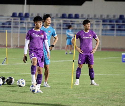 Quế Ngọc Hải trở lại, Hồ Tấn Tài tự tin có điểm trước Oman