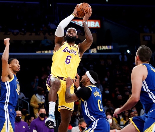 Ra sân với đội hình mạnh nhất Lakers vẫn thất bại trước GSW