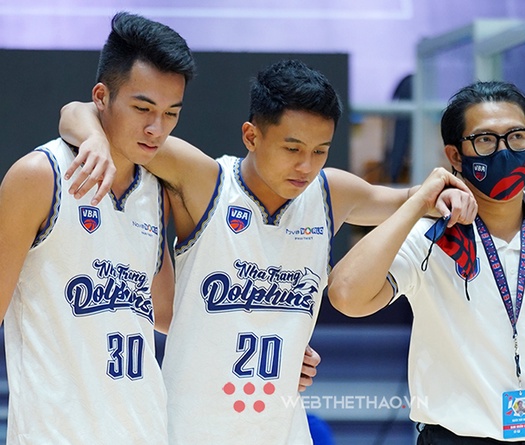 Tô Ngọc Khánh rời sân trong đau đớn, Nha Trang Dolphins khủng hoảng lực lượng