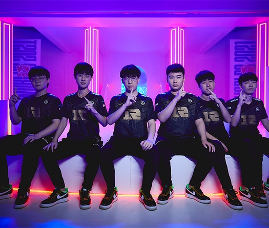 Kết quả CKTG 2021 hôm nay 17/10: RNG đòi lại ngôi đầu bảng C