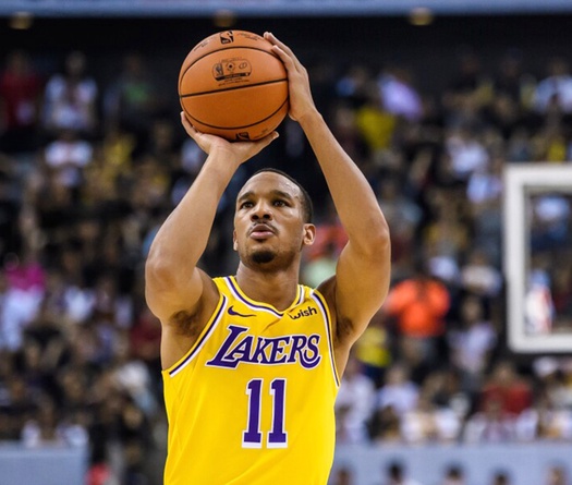 Golden State từ bỏ Avery Bradley, Los Angeles Lakers lập tức chớp cơ hội