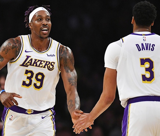 Anthony Davis và Dwight Howard nói gì về màn "va chạm" ngoài sân của Lakers?