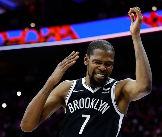 Kevin Durant đạt triple-double, Nets ngược dòng kịch tính ở phút chót