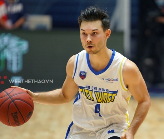 Vincent Nguyễn phá một loạt career-high, HCMC Wings vẫn thua sát nút Saigon Heat