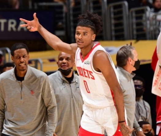 Tài năng gốc Philippines của Rockets khiến Lakers suýt đánh rơi chiến thắng