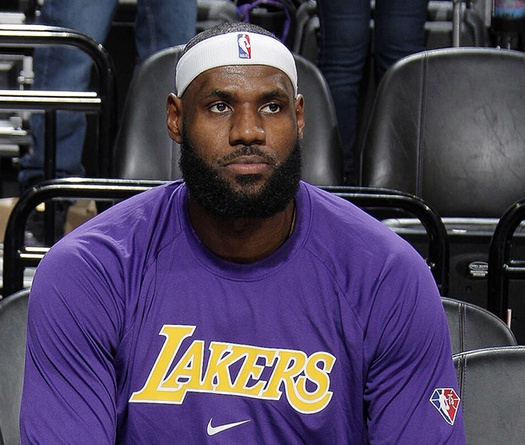 LeBron James dính chấn thương, Los Angeles Lakers cầu toàn hết mức có thể