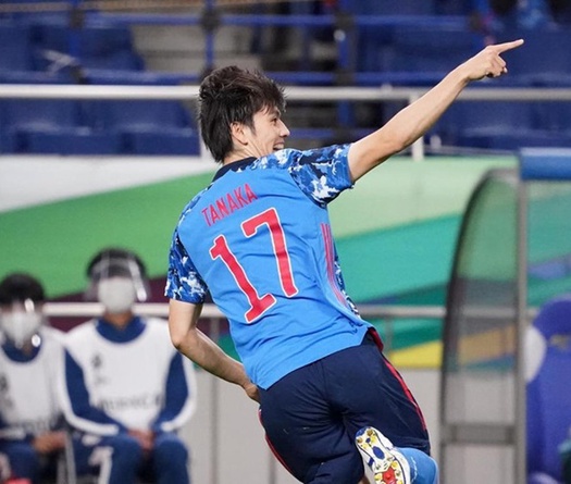 Tiền vệ Nhật Bản: Việt Nam sẽ phản lưới nhà