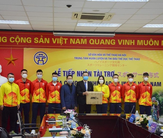Bộ môn xe đạp Hà Nội nhận tài trợ gần 500 triệu đồng 