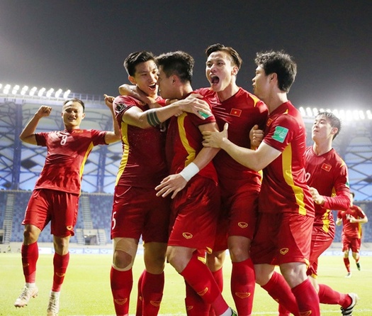 HLV Phan Thanh Hùng: Tuyển Việt Nam không được thua... tinh thần