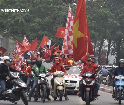 CĐV tiếp lửa tuyển Việt Nam "đòi nợ" Saudi Arabia