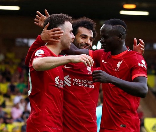 Salah cán mốc ghi bàn và kiến tạo nhanh thứ 3 lịch sử với Liverpool