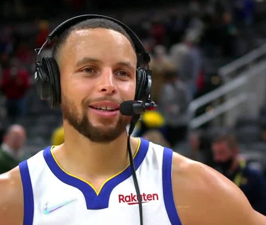 Stephen Curry siêu “clutch” cuối giờ, Warriors nhọc nhằn vượt qua Indiana Pacers