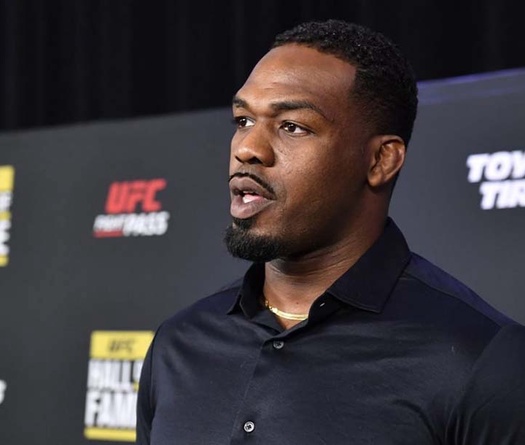 Jon Jones thương lượng tội danh, né án ngồi tù vì hành hung hôn thê