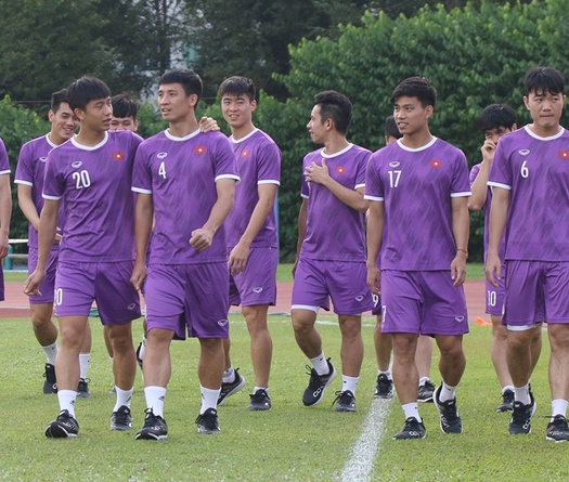 Đấu Thái Lan khỏe mạnh, ông Park ưu tiên vấn đề thể lực