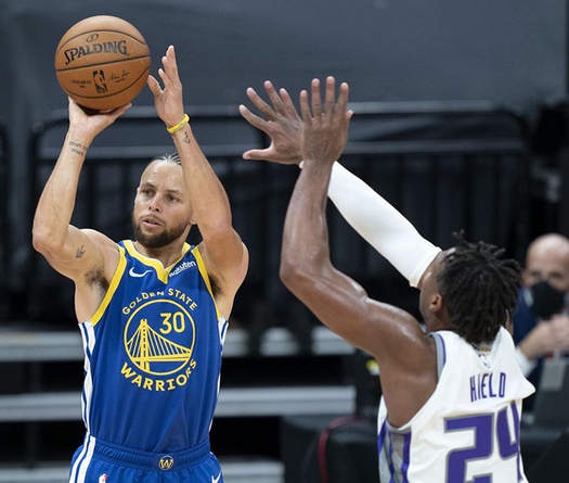 Nhận định bóng rổ NBA 2021-22: Sacramento Kings vs Golden State Warriors (ngày 21/12 10h00)