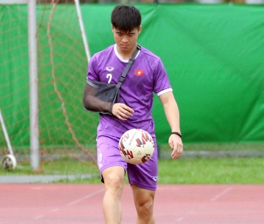 Ba tuyển thủ Việt Nam gặp chấn thương sau AFF Cup 2020