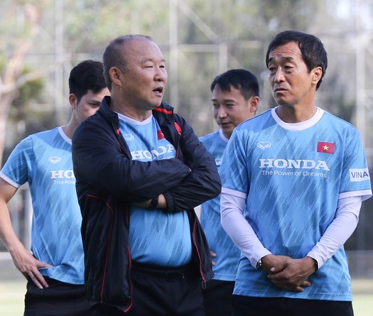 HLV Park Hang Seo “không can thiệp” tuyển Việt Nam tập đá đối kháng