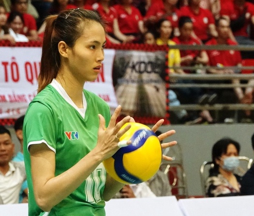 Hoa khôi Đào Thị Nhung làm đồng đội "khủng long"  Thanh Thúy ở VTV Bình Điền Long An