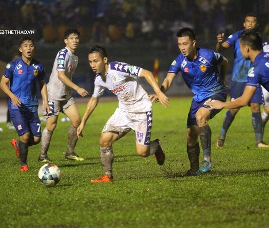 Cầu thủ Quảng Nam tố lãnh đạo CLB không trả phí “lót tay”, đòi kiện lên FIFA