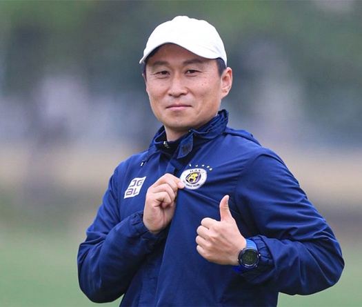 HLV Hàn Quốc đánh giá cao HAGL nhưng CLB Hà Nội xuất sắc nhất