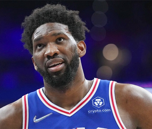 Joel Embiid sau khi cố gắng hết sức giữ chân Ben Simmons: "Tôi không quan tâm nữa"