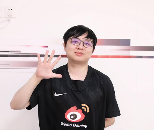 SofM tỏa sáng với con bài Lee Sin, WBG độc chiếm ngôi đầu LPL