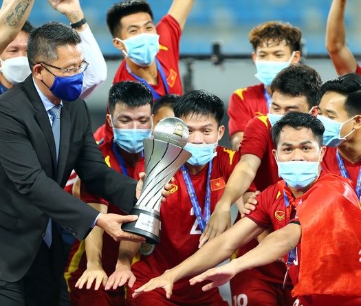 16 cầu thủ U23 Việt Nam ở lại Campuchia điều trị COVID-19