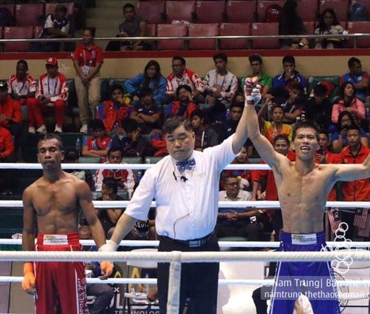 ĐKVĐ SEA Games Huỳnh Văn Tuấn gặp tình huống "KO bất đắc dĩ" tại Cúp Kickboxing toàn quốc 