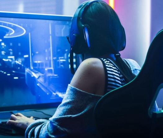 Nữ game thủ và sự trỗi dậy mạnh mẽ trong lĩnh vực Esports