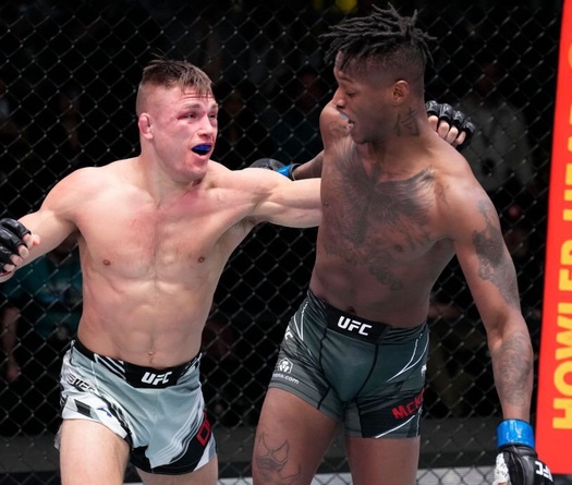 Drew Dober "hồi sinh" ngoạn mục, chặn đứng tài năng Terrance McKinney