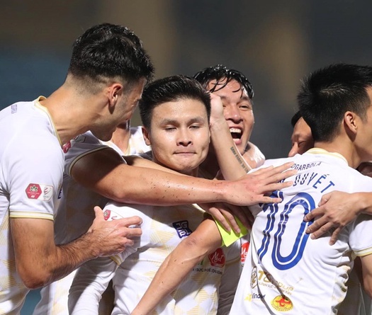 Quang Hải ghi bàn, "tặng" chiến thắng đầu tiên cho Hà Nội ở V.League 2022