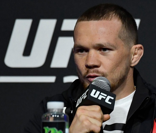 Petr Yan tìm đến Henry Cejudo và Khabib khi đồng đội vắng mặt tại UFC 273?