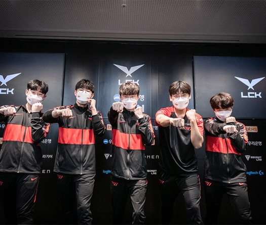 Thắng áp đảo, T1 đặt chân vào chung kết LCK Mùa Xuân 2022