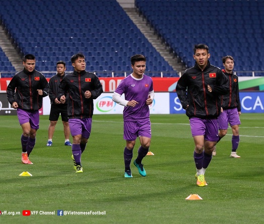 Tuyển Việt Nam làm quen sân Saitama, sân đấu may mắn của Nhật Bản