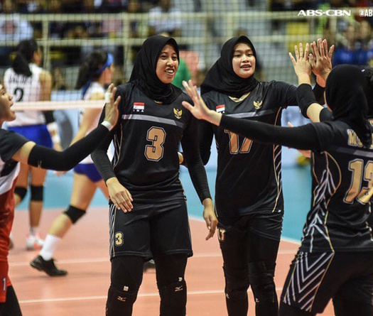 Bóng chuyển nữ Indonesia gặp khó trước thềm SEA Games 31 vì tiền