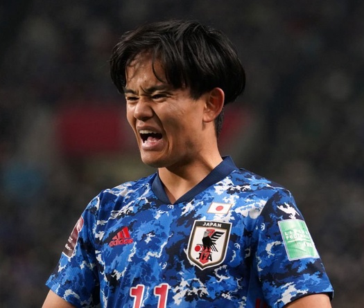 Nhạt nhoà trước Việt Nam, "Messi Nhật" bị báo Tây Ban Nha chỉ trích