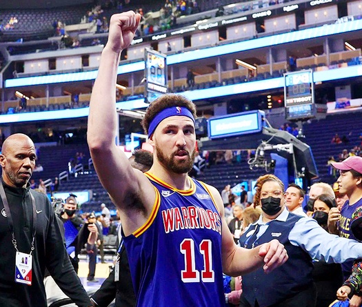 Golden State ngược dòng không tưởng, chốt suất Playoffs trong ngày Klay Thompson tỏa sáng