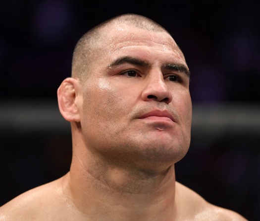 Cain Velasquez lần đầu trải lòng về vụ nổ súng: "Nạn nhân hãy dũng cảm lên tiếng"