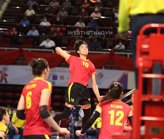 Phóng viên Liên đoàn bóng chuyền châu Á xin lỗi Bích Tuyền vì bình luận sai lệch