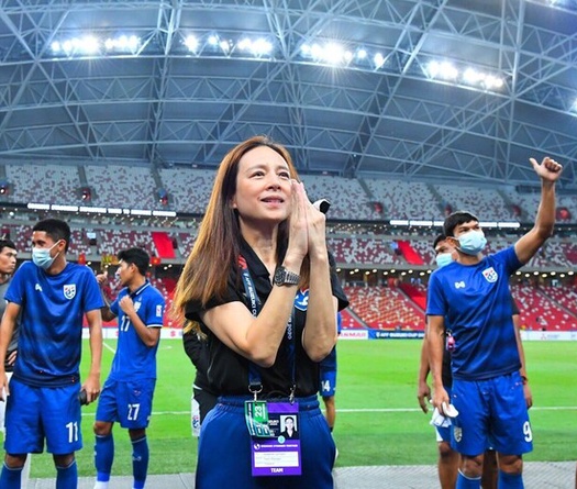 U23 Thái Lan nhận liều "doping cực khủng" từ Madam Pang trước trận gặp U23 Việt Nam