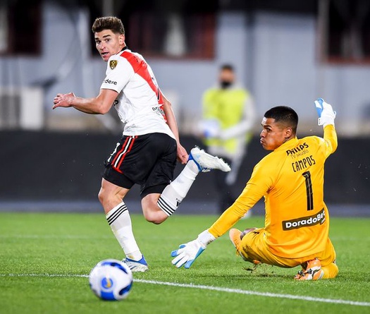 Tiền đạo Alvarez của Man City ghi 6 bàn và phá kỷ lục 121 năm