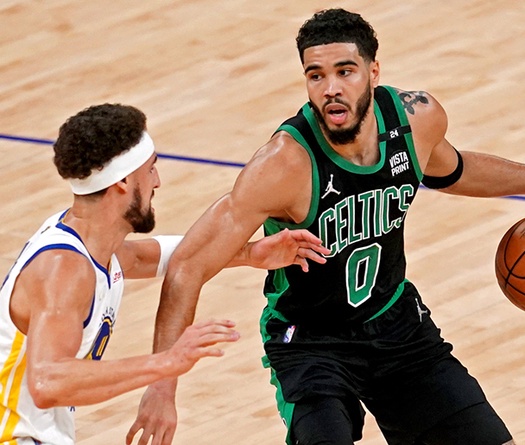 Boston Celtics bị dồn vào thế chân tường ở NBA Finals 2022: Bài toán turnover khó giải