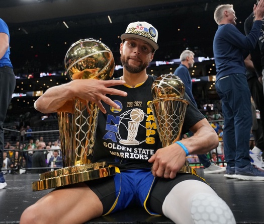 Tại sao NBA Finals 2022 là series chung kết hay nhất sự nghiệp Stephen Curry?