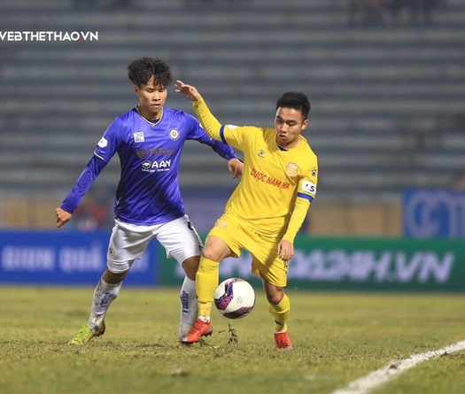 Đội hình ra sân Nam Định vs Hà Nội: Đoàn Văn Hậu làm khán giả